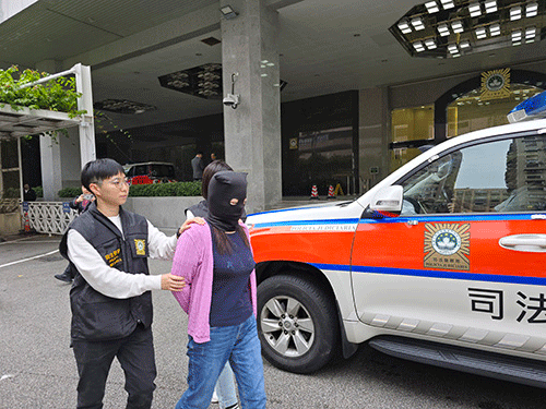爛賭陀地婦被捕